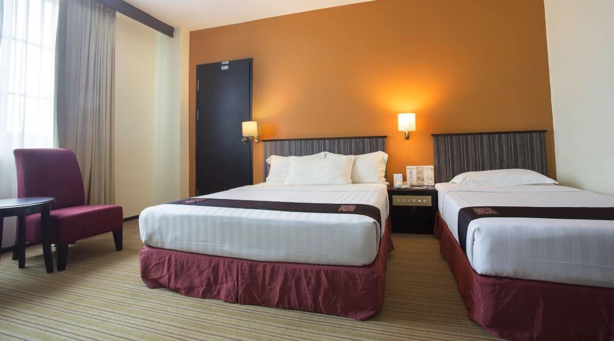 Hotel Seri Malaysia Lawas Exterior foto