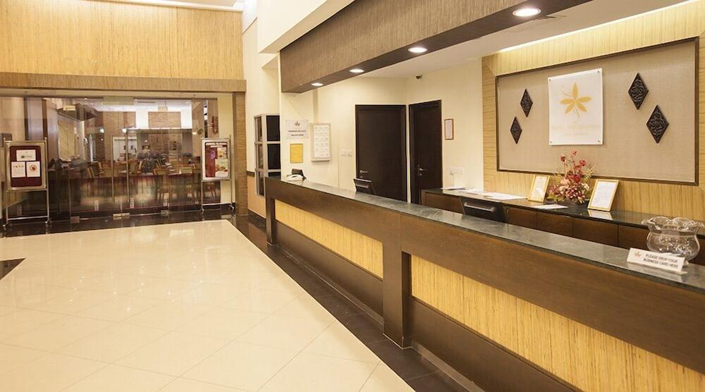 Hotel Seri Malaysia Lawas Exterior foto