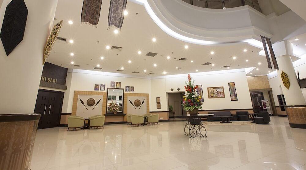 Hotel Seri Malaysia Lawas Exterior foto