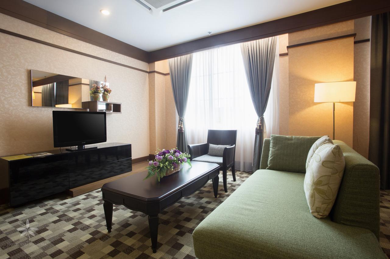 Hotel Seri Malaysia Lawas Exterior foto