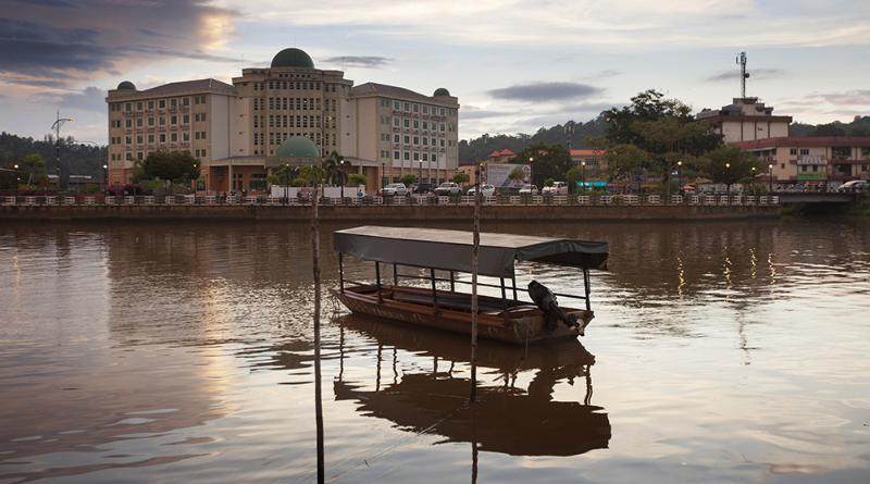 Hotel Seri Malaysia Lawas Exterior foto